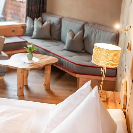 Naturhotel Luesnerhof 4* Luson